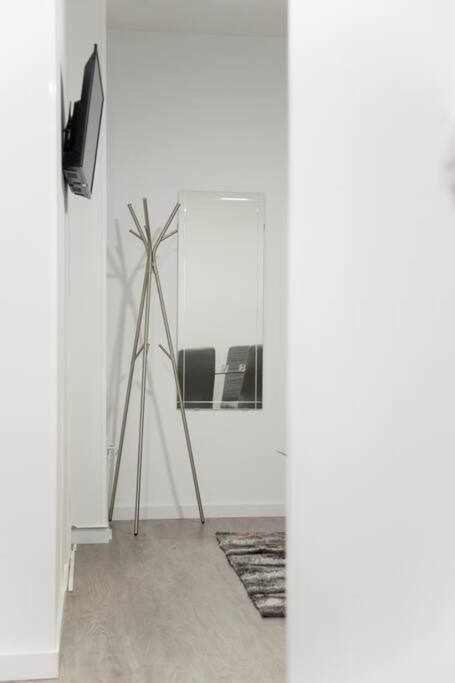 Comodo Y Agradable Estudio En Madrid Centro A2 エクステリア 写真